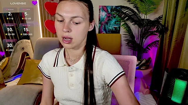 Živý XXX chat MaxinCarroll