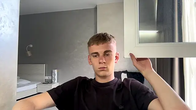 XXX chat uživo modela SoloFury