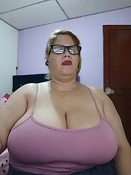 EllisW8 Chat XXX in diretta