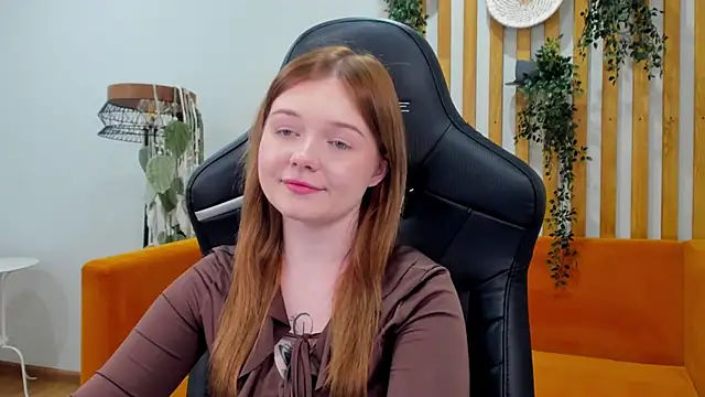 Chat XXX en directo de ElinaVale