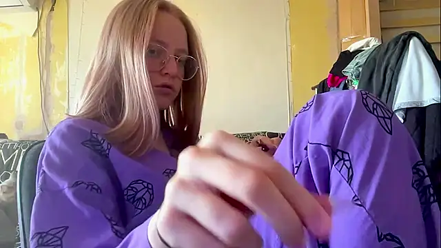 WinifredLunney Chat XXX in diretta