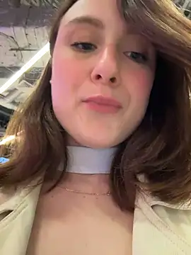 Dina_Tease Show Webcam