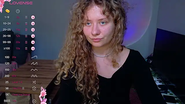 دردشة Milounee الجنسية المباشرة