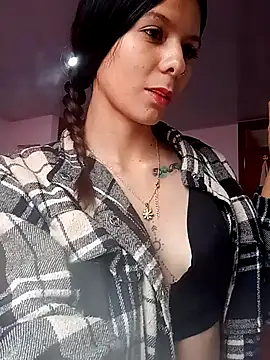 Pertunjukan Kamera Web BigbuttBrooklyn_