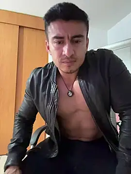 Chat +18 de Chris_Clarck ao vivo