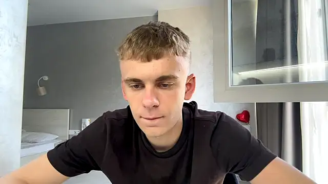 SoloFury Live XXX-chat