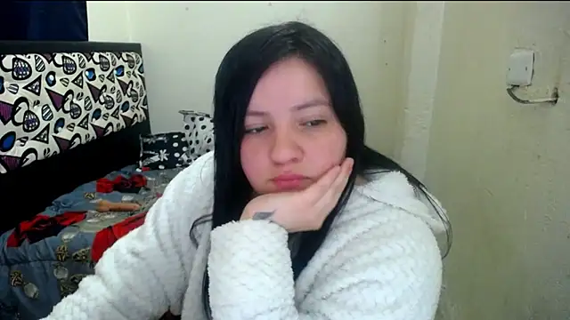 XXX chat uživo modela shopyymessyy