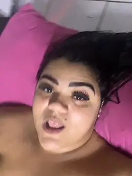 Show de MorenaCariok na webcam