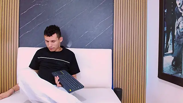 Isak_Berekoa Live XXX Chat