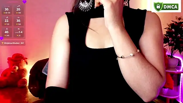 oo_yes_bhabhi's Live XXX Chat