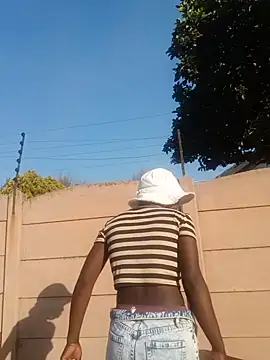 Sexyportable-2 Adlı Modelin Canlı XXX Sohbeti