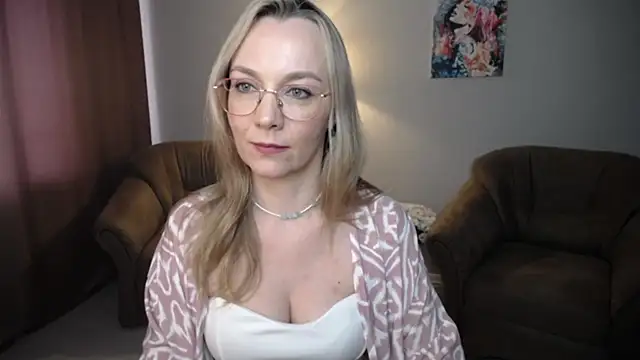 Ava_Elior – Naživo XXX chat