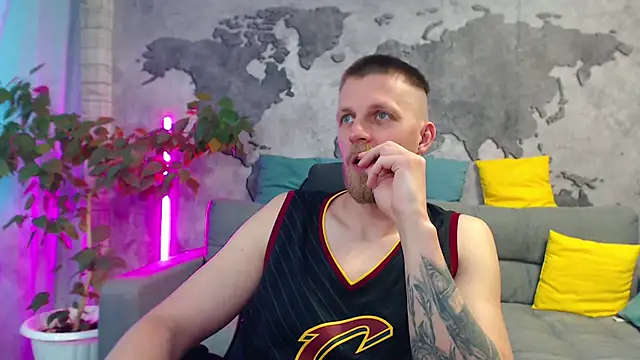 VikingChrisss' Live XXX Chat