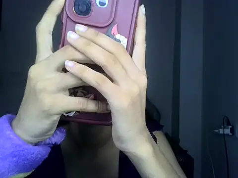 Chatroom XXX en direct de SASSY__BABY_