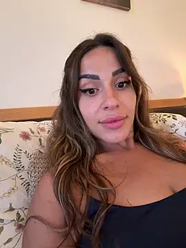 -Alisa élő XXX-chatje