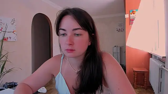 cClandesTina 现场XXX聊天