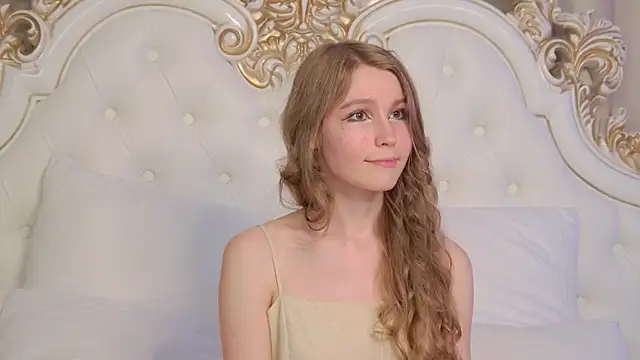 دردشة LisaStone الجنسية المباشرة