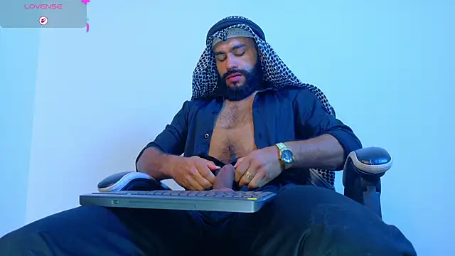 צ'אט XXX בשידור חי של Thaiel_Fosteer