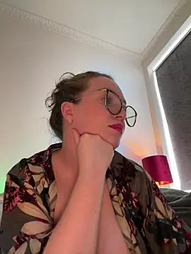 Chat XXX ao vivo de FemDom_RubyKnightXXO