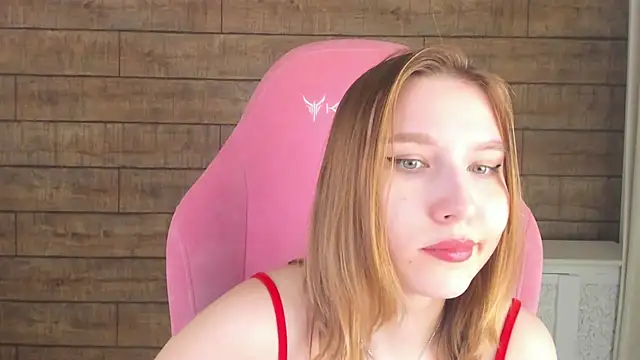 XXX chat uživo modela LiliLinn
