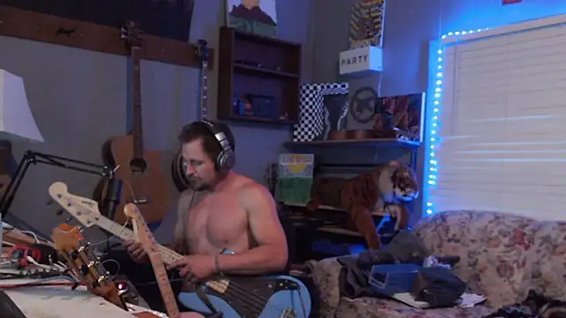 itsjameswebbscopeのライブXXXチャット