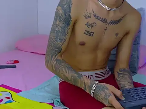 XXX chat uživo modela skoook_gray_