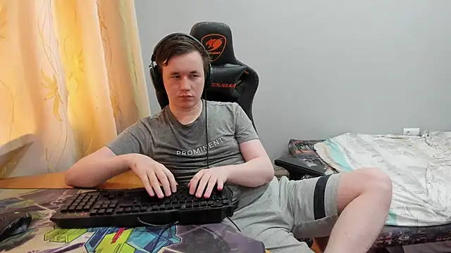 iliaskrislove Chat XXX live