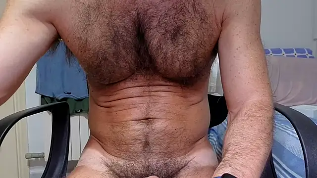 hairycerberus' Live XXX Chat