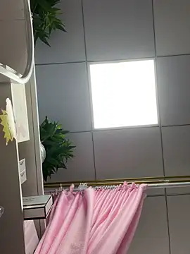milkwine 即時 XXX 聊天