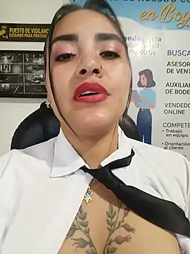 MAYE__13 Webcam show