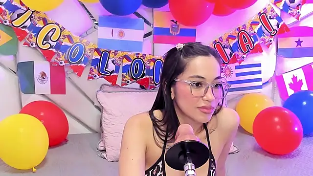 GabbieSkinny Live XXX-Chat