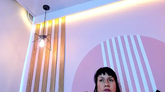 Valkiriia_wiineのライブXXXチャット