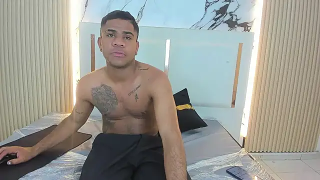 Show modela Duolux_HL na web-kameri