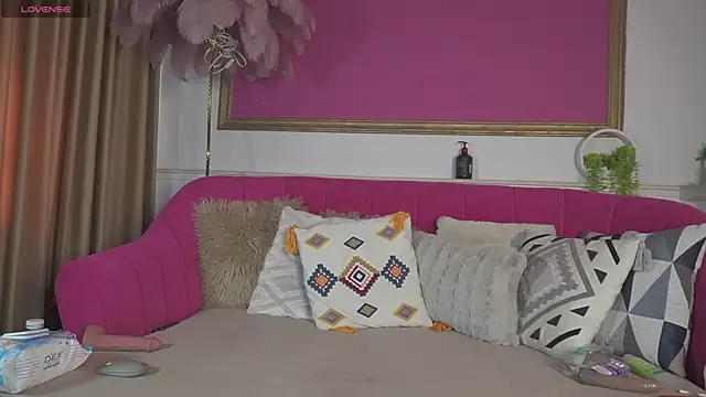 Chatroom XXX en direct de LoriMinelli