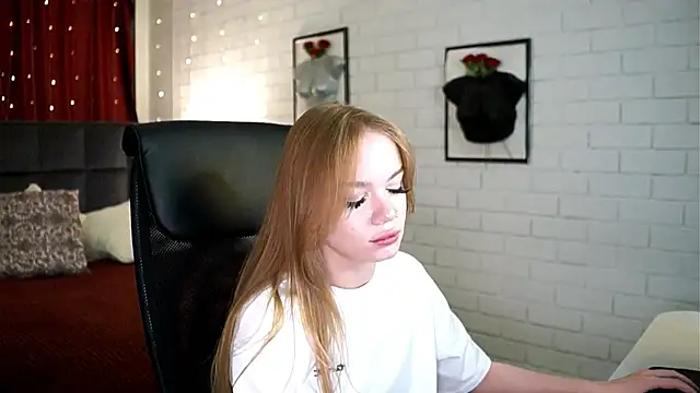 צ'אט XXX בשידור חי של AmyNox