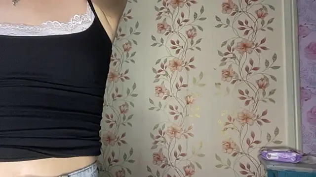 צ'אט XXX בשידור חי של WhitePowerGirl