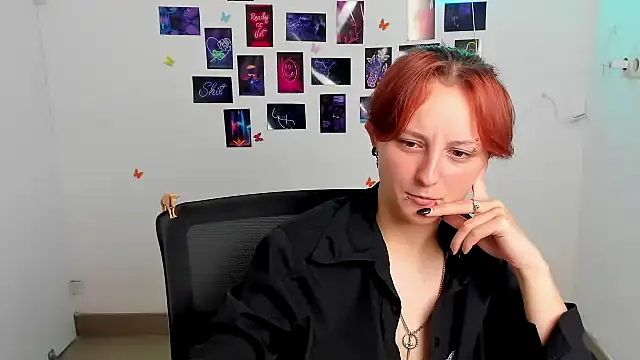 Chatroom XXX en direct de Dilara_Kiss_