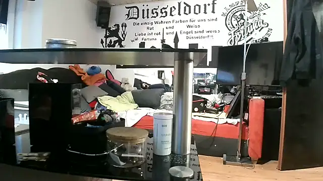 0815lukas2024's Live XXX Chat
