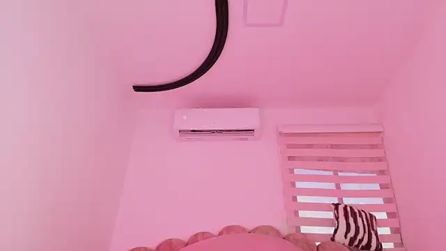 Malaia_thompson_'s Webcam Show