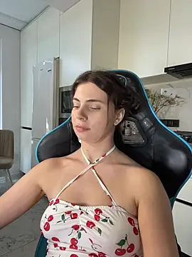 CurlyLaran Live XXX chat