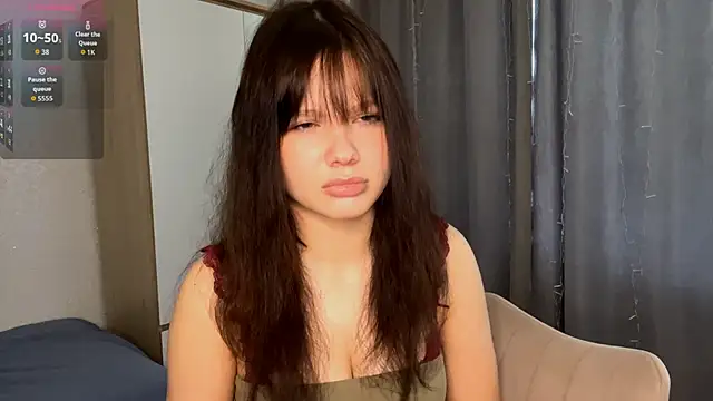 Chat +18 de EmilyMercurial ao vivo