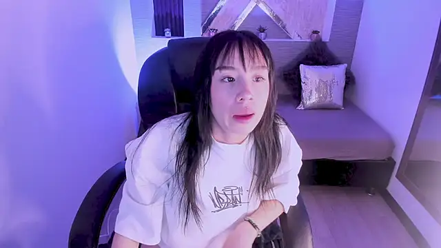 عرض كام Hanna_Bloomm