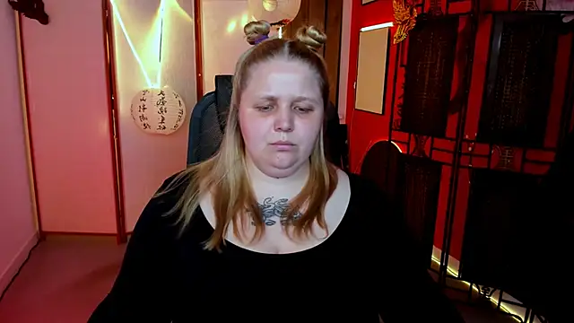 Chat XXX en directo de SladaDell