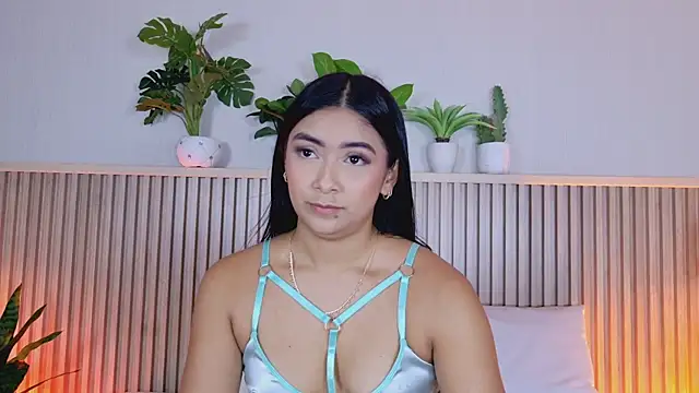 MeganCruzGB's Live XXX Chat