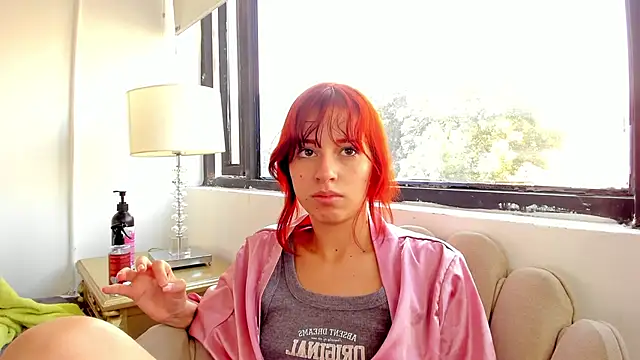 Chat +18 de scarlett_smith_3 ao vivo