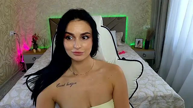 MilaaSweety – Naživo XXX chat