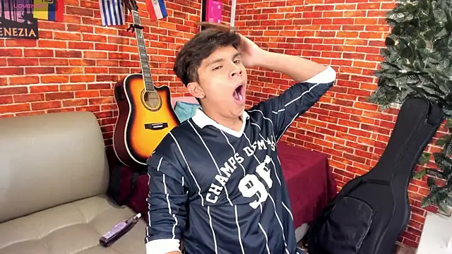 Thiago_Kozak Webcam Show