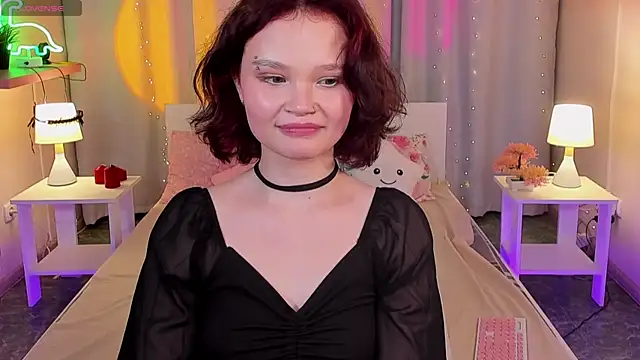 EmilyChaves Adlı Modelin Canlı XXX Sohbeti