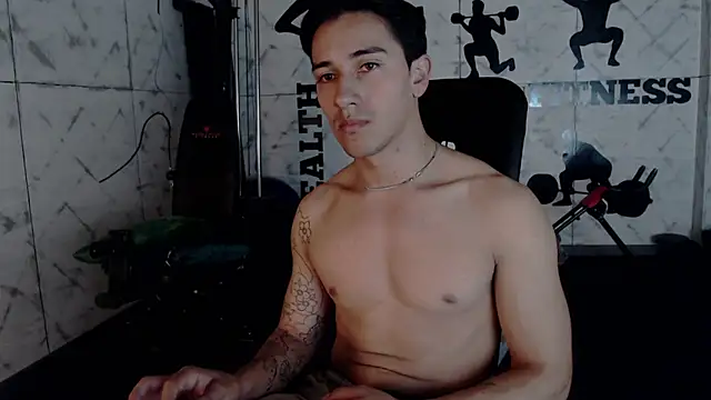 Chat XXX en directo de Andy_Joy_