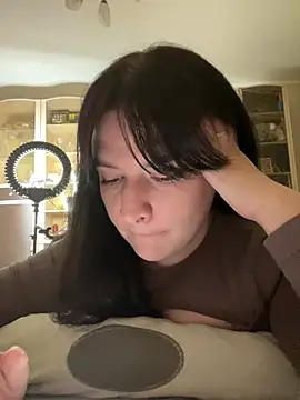 Poly_Nick's Live XXX Chat